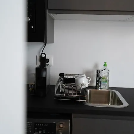 G34 - Modern @ Parliament